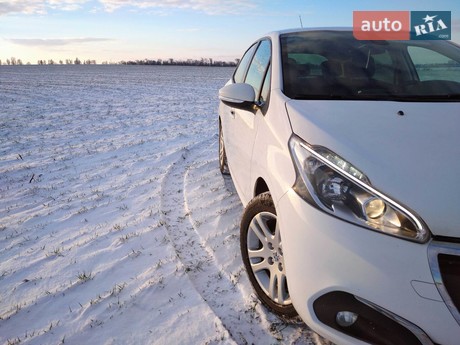 Peugeot 208 2018