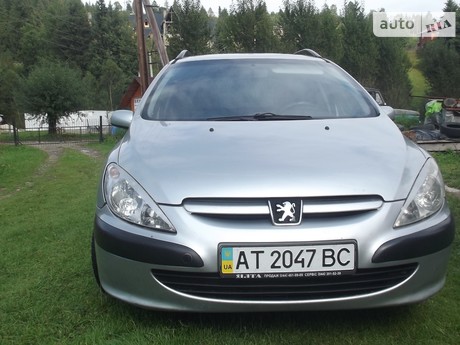 Peugeot 307 1.6 MT 2004