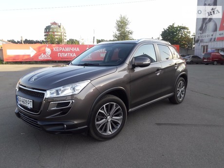 Peugeot 4008 2013