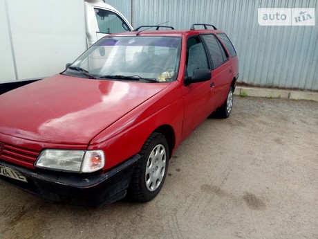 Peugeot 405