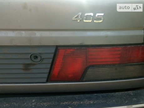 Peugeot 405