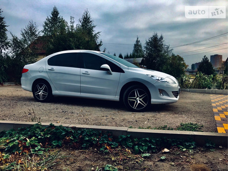 Peugeot 408 1.6 HDI MT (112 л.с.) 2014