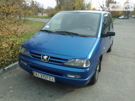 Peugeot 806