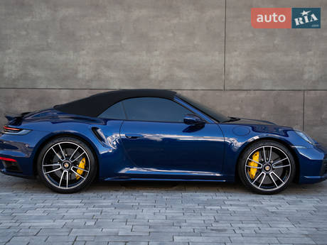 Porsche 911 2023 в Києві