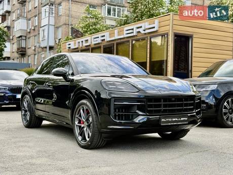 Porsche Cayenne 2024 в Киеве
