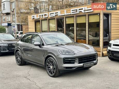 Porsche Cayenne 2024 в Киеве