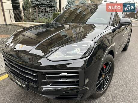 Porsche Cayenne 2025 в Киеве