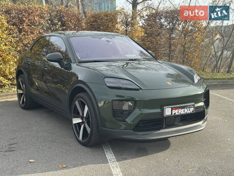 Porsche Macan 2024 в Киеве