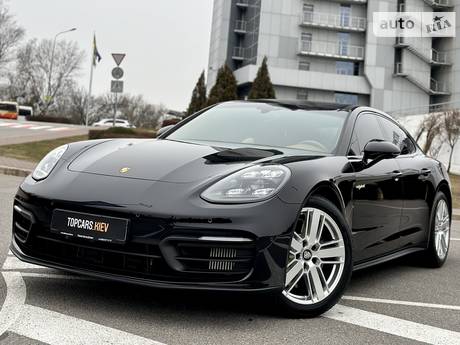 Porsche Panamera 2020 в Киеве