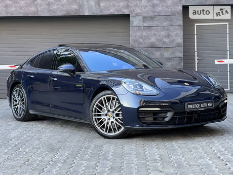 Porsche Panamera 2023 в Киеве