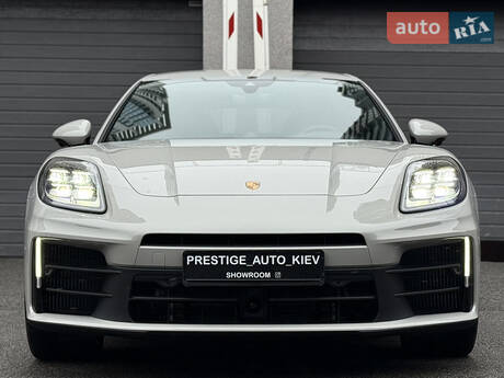 Porsche Panamera 2024 в Киеве