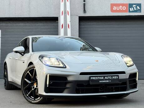 Porsche Panamera 2024 в Києві