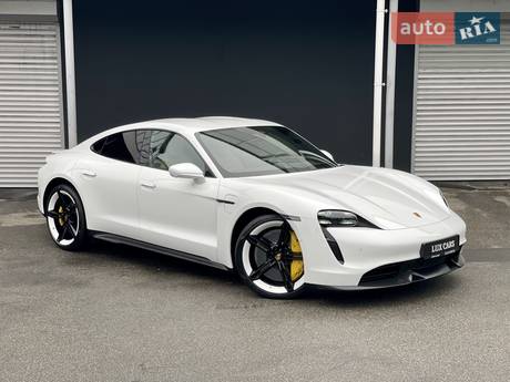 Porsche Taycan 2020 в Киеве