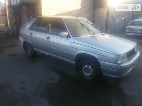 Renault 11 1987