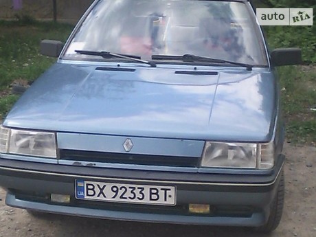 Renault 9 1988