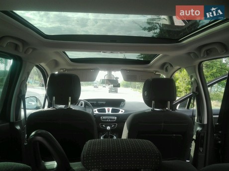 Renault Grand Scenic 2010