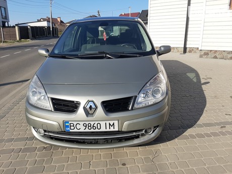 Renault Grand Scenic