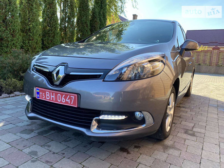 Renault Grand Scenic 2015