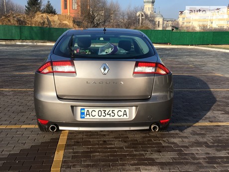 Renault Laguna 2015