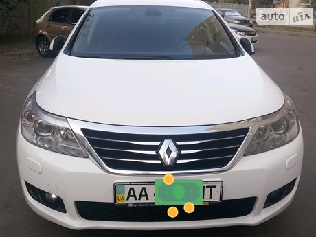 Renault Latitude 2012