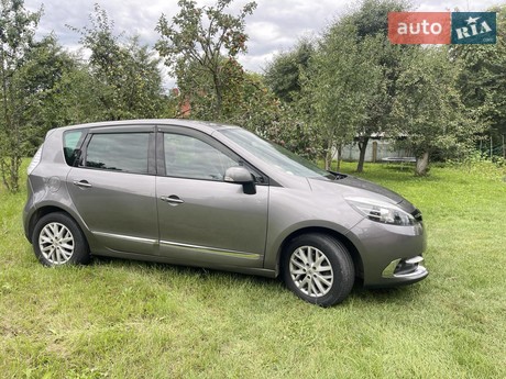 Renault Megane Scenic 2015