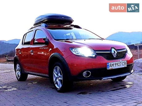 Renault Sandero StepWay 2013