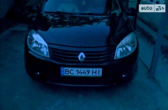 Renault Sandero 2012