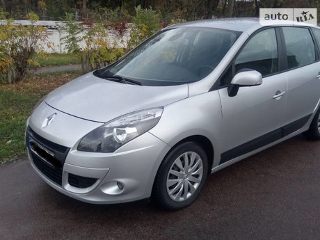 Renault Scenic 2011