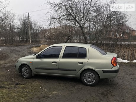 Renault Symbol 2004