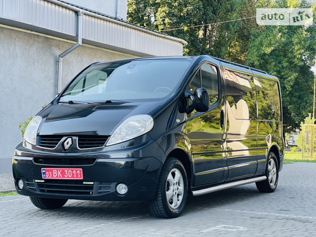 Renault Trafic груз.-пасс. 2012