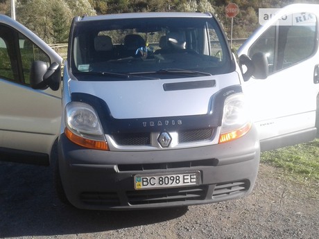 Renault Trafic пасс.