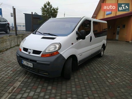 Renault Trafic пасс. 2001