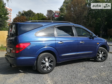 SsangYong Rodius 2008