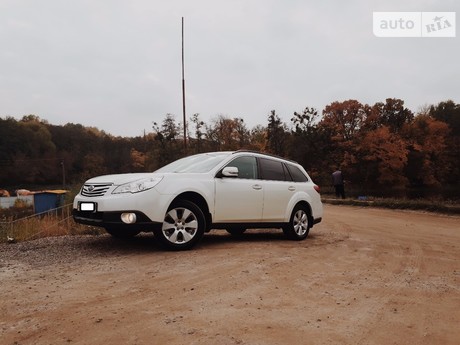 Subaru Outback 2010