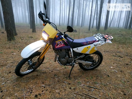 Мотоцикл Suzuki DR 250S 1984 обзор