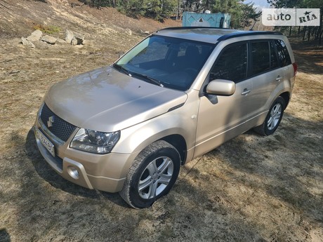 Бампер suzuki grand vitara