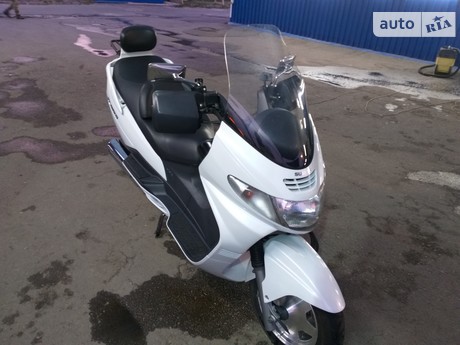 Suzuki Skywave 400