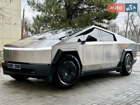 Tesla Cybertruck 2024 в Днепре