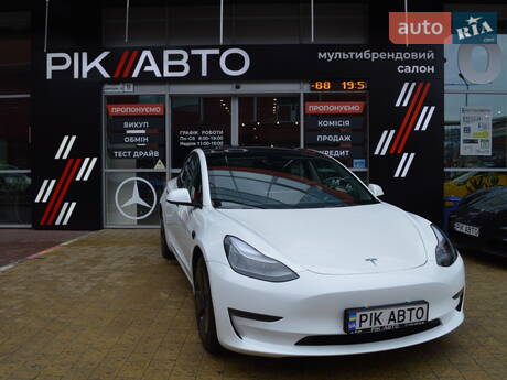Tesla Model 3 2022 в Львове