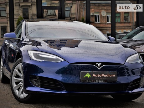 Tesla Model S 2017