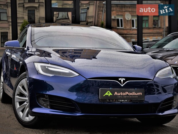 Tesla Model S