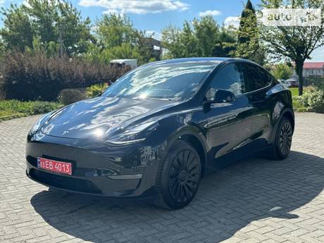 Tesla Model Y 2023 в Києві