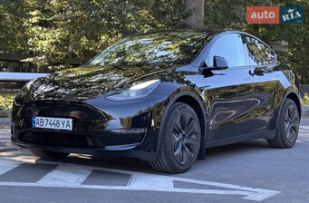 Tesla Model Y  2022