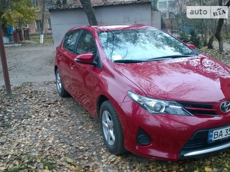 Toyota Auris 2013