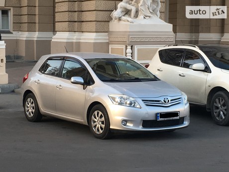 Toyota Auris 2010