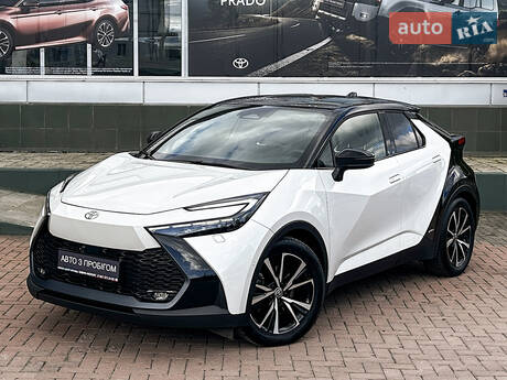 Toyota C-HR 2024 в Черновцах