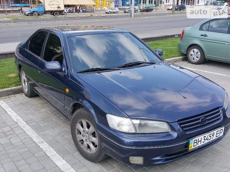 Toyota Camry 1998