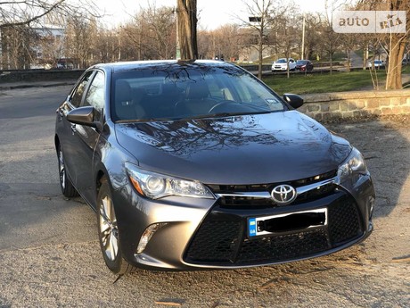 Toyota Camry 2017