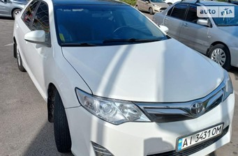 Toyota Camry  2013