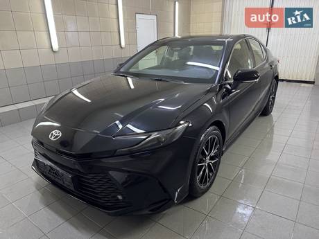 Toyota Camry 2025 в Умани